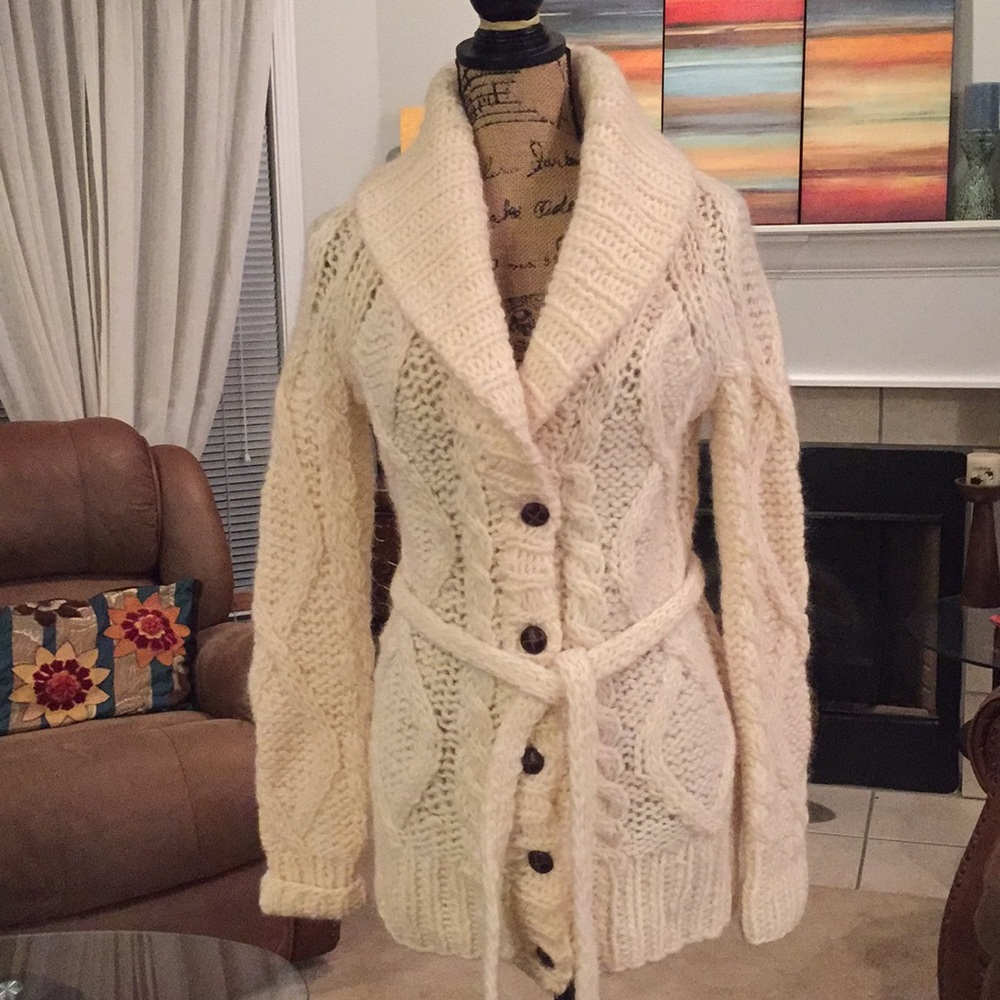 Pink By Victoria Secret sweater XS